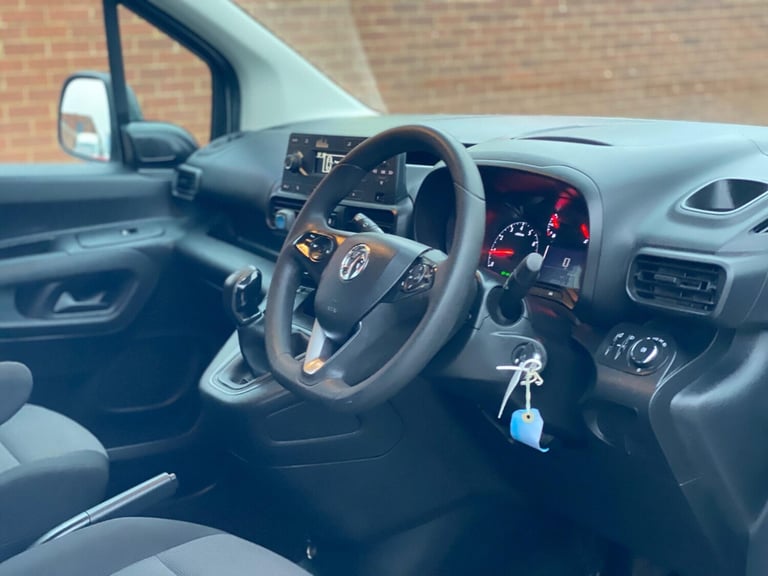 2020 Vauxhall Combo 1.6 Turbo D 2300 Sportive L1 H1 Euro 6 (s/s) 4dr PANEL VAN Diesel Manual