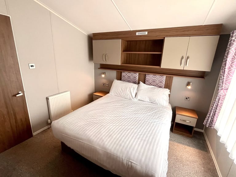 Willerby Avonmore static caravan for sale - Pentire Coastal Holiday Park, Bude Excellent condition