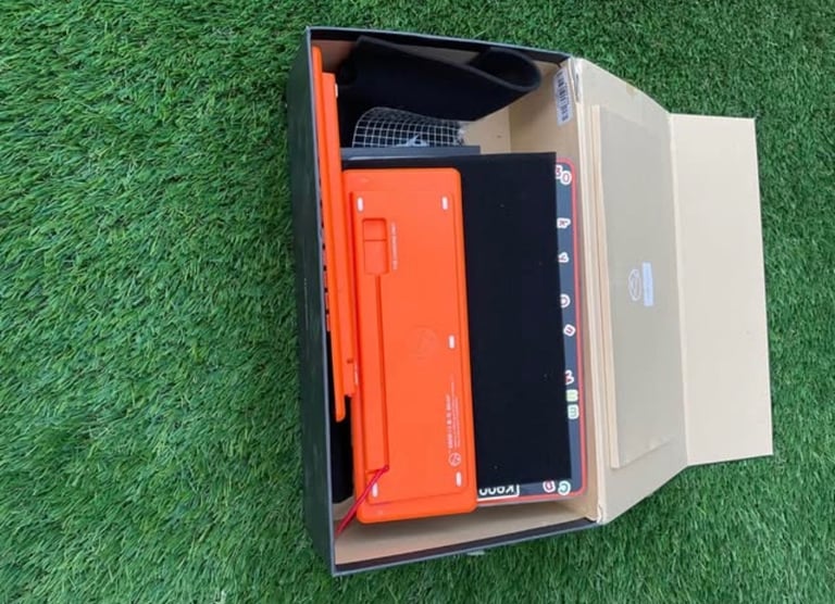 Kano Computer Kit Touch Make your own tablet