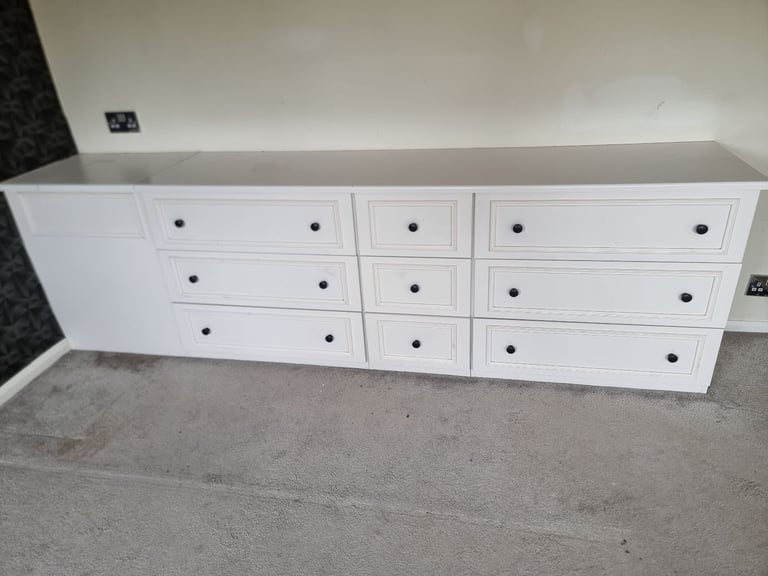 Fitted Wardrobes and drawers