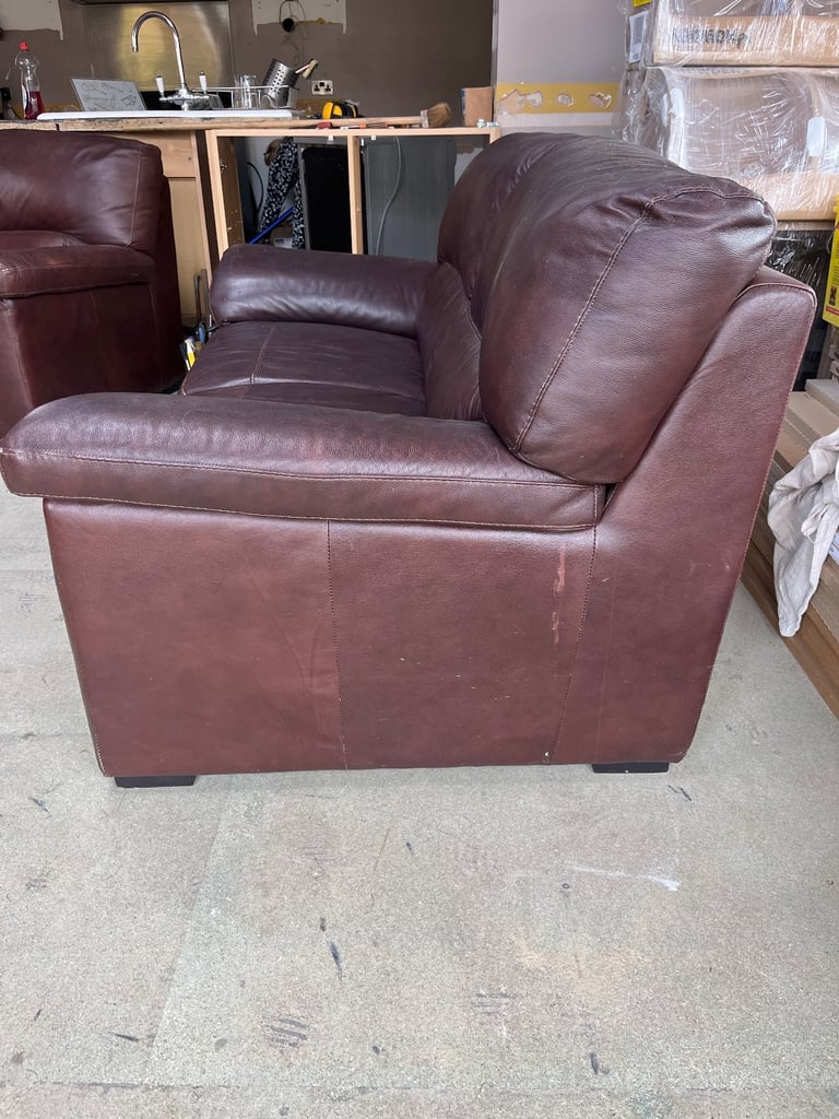 Leather Sofas 