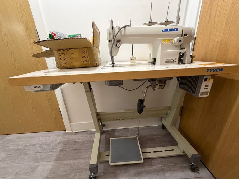 image for Juki DDL-8100E Industrial Straight Stitch Sewing Machine