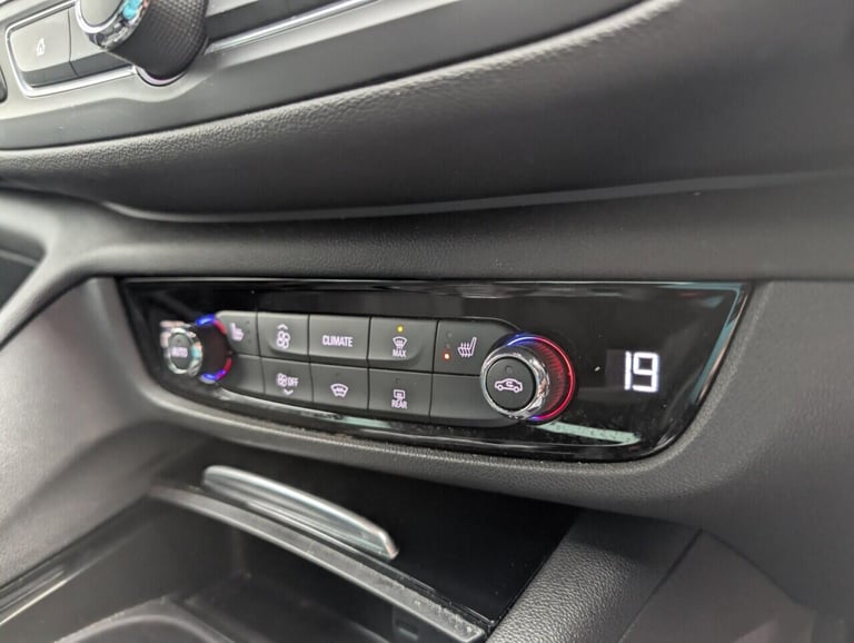 2021 Vauxhall Insignia 2.0 Turbo D Ultimate Nav Grand Sport 5dr Diesel Manual Euro 6 (s/s) (174 p...