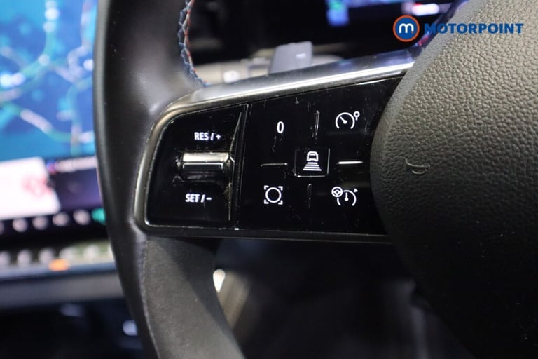 2023 Renault Austral E-Tech FHEV Iconic Esprit Alpine 5dr Auto 4C SUV Hybrid Automatic