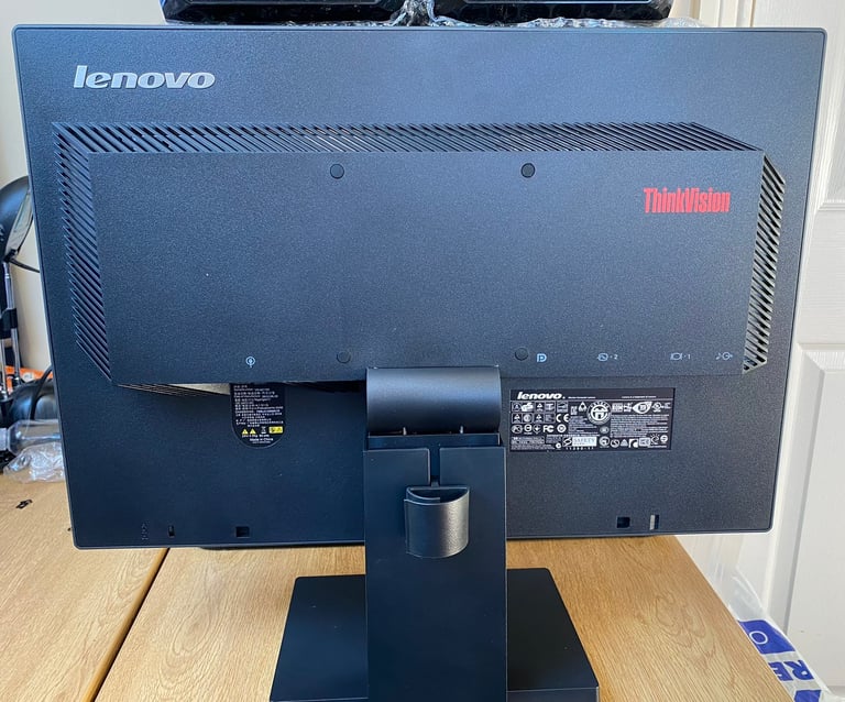  New Sealed Boxed Lenovo ThinkVision Widescreen Monitor 