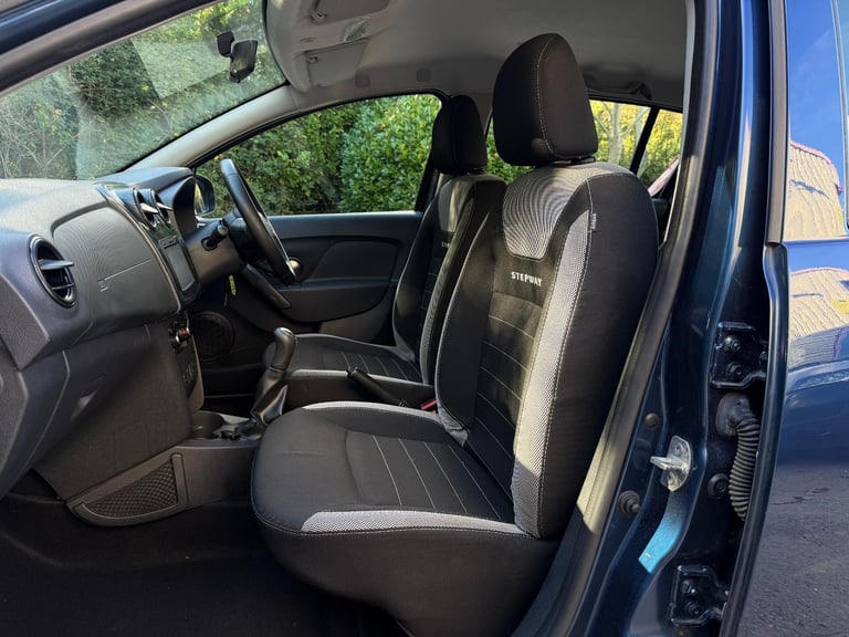 Dacia Sandero Stepway 0.9 TCe Comfort Euro 6 5dr PETROL MANUAL 2018/68