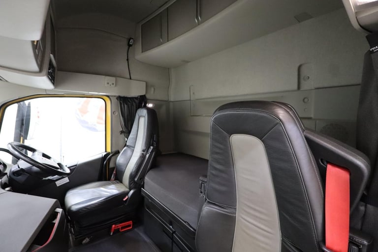 2019 (19 PLATE) Volvo FH460 6x2 Euro 6 Tractor Units
