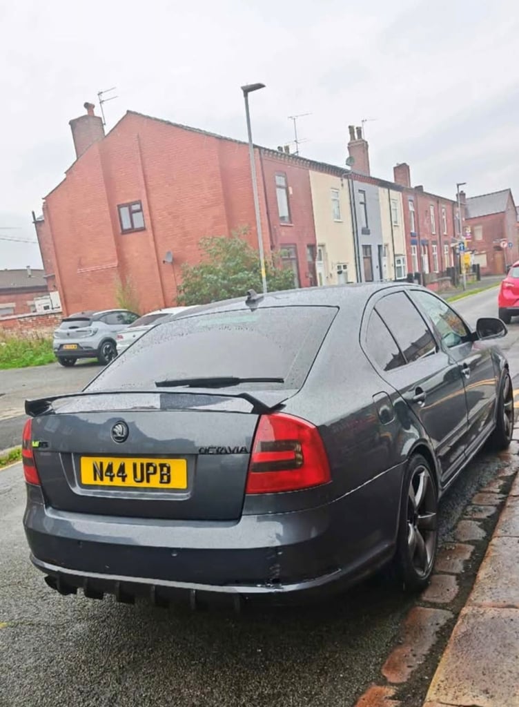 Skoda, OCTAVIA, Hatchback, 2010, Semi-Auto, 1984 (cc), 5 doors