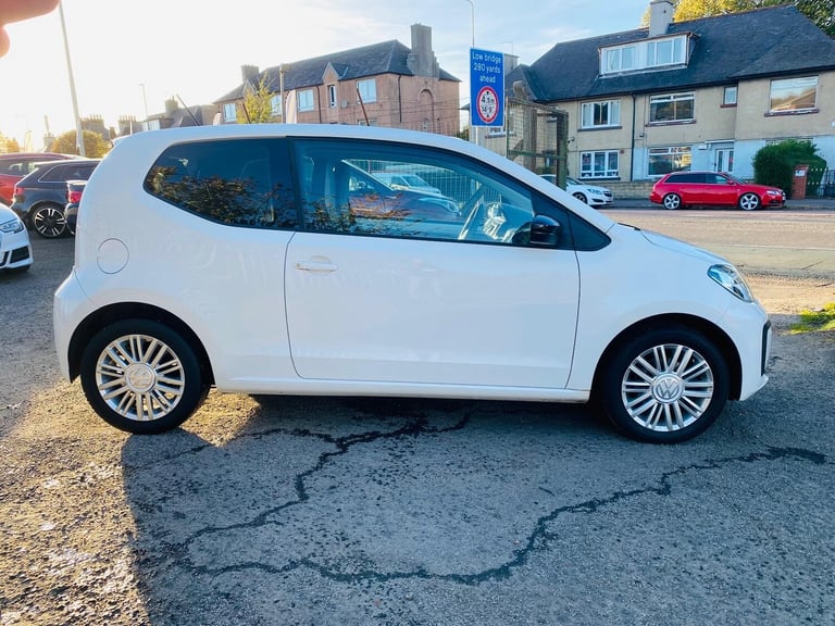 2017 Volkswagen up! 1.0 Move Up 3dr HATCHBACK PETROL Manual