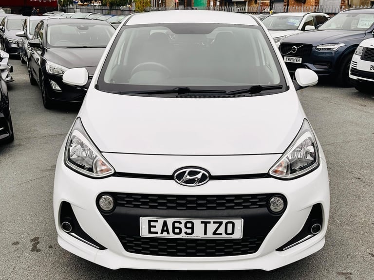 2019 Hyundai i10 1.0 Premium Euro 6 5dr HATCHBACK Petrol Manual