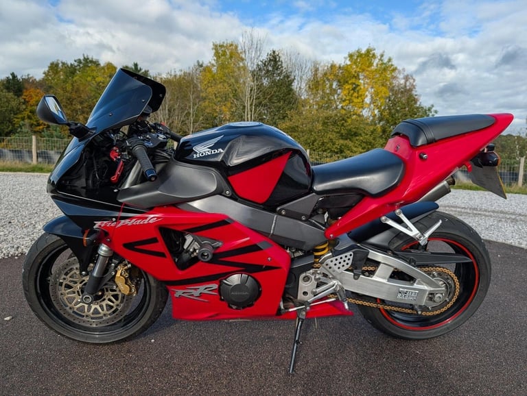 2004 Honda CBR900RR Fireblade