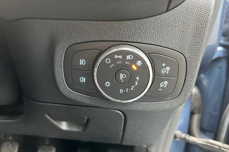 2022 Ford Fiesta 1.0 EcoBoost Hybrid mHEV 125 ST-Line 5dr bluetooth dab radio reversing sens Hatc...