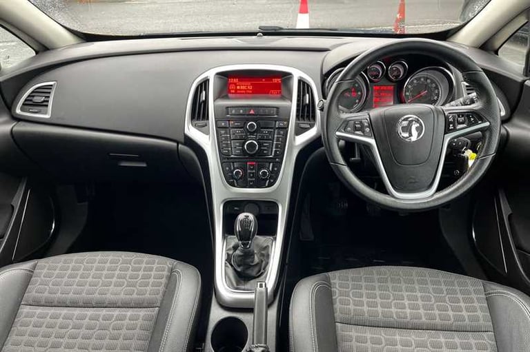 2015 Vauxhall Astra GTC 2.0 CDTi SRi Coupe 3dr Diesel Manual Euro 5 (s/s) (165 ps) Coupe Diesel M...