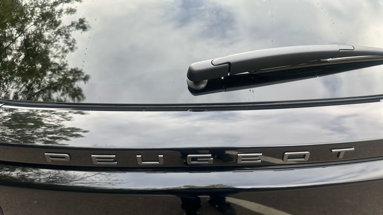 2025 Peugeot 2008 1.2 HYBRID Allure e-DSC6 Euro 6 (s/s) 5dr SUV Hybrid Automatic