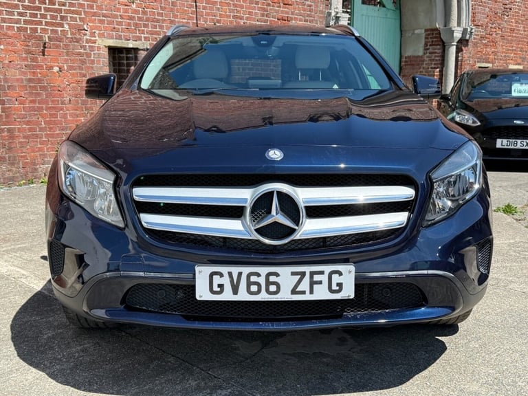 2017 66 MERCEDES-BENZ GLA 2.1 GLA200D SPORT (EXECUTIVE) SUV 5DR DIESEL 7G-DCT EU