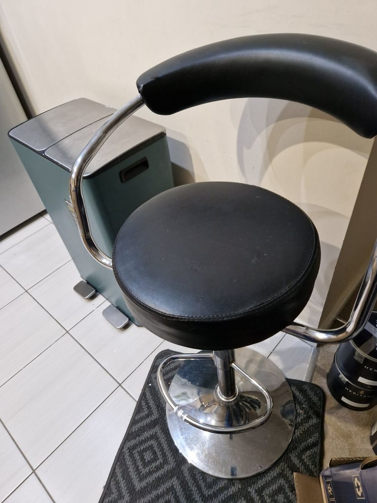 Barber equipment for sale near me best sale