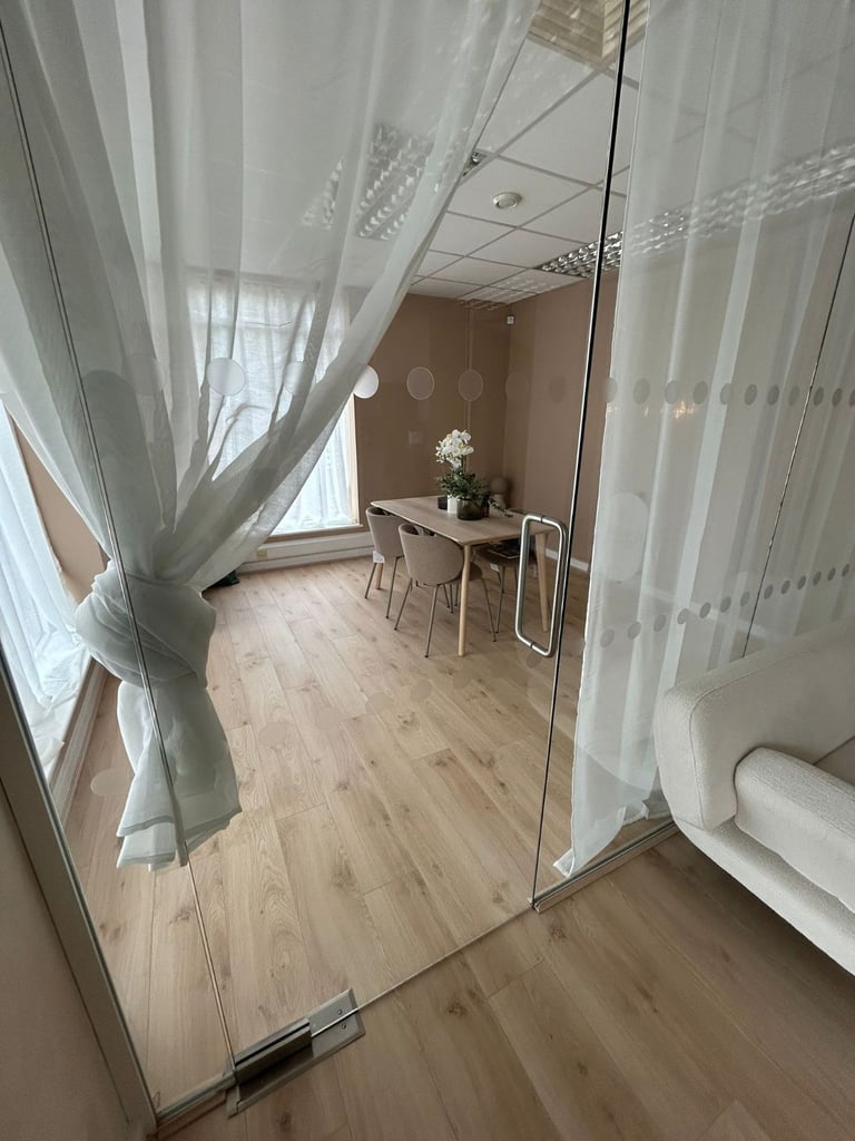 Private Treatment Room Available - Perfect for Health, Beauty & Wellness Professionals COLLIERS WOOD