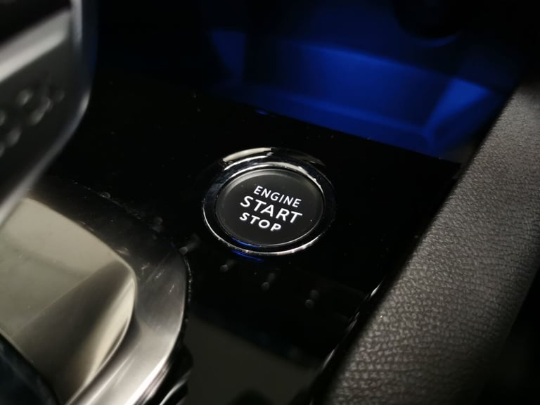 2022 Peugeot 3008 1.6 Hybrid 225 Allure 5dr e-EAT8 HATCHBACK PETROL/ELECTRIC Automatic