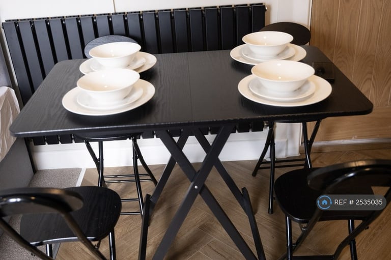 1 bedroom flat in London, London, CR7 (1 bed) (#2535035)