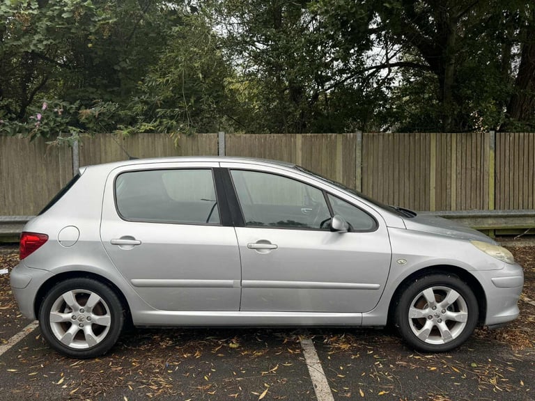 2007 Peugeot 307 1.6 S 5dr HATCHBACK PETROL Manual