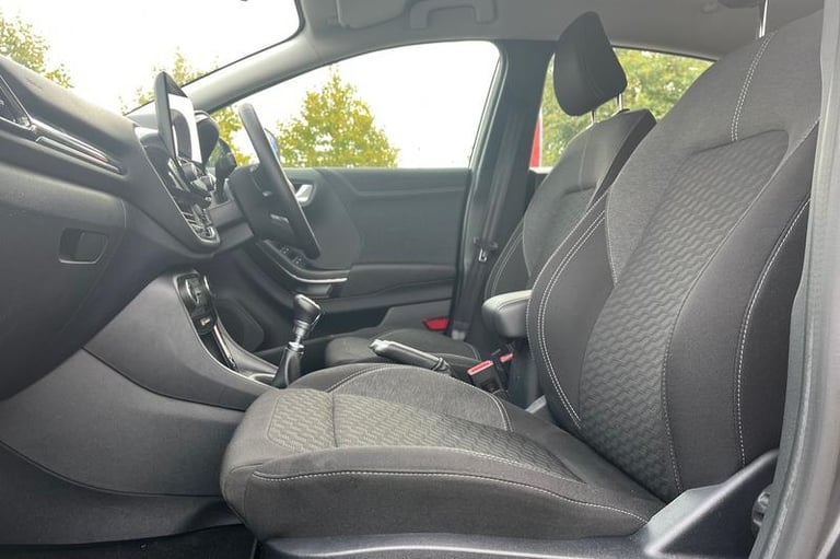 2023 Ford Puma 1.0L EcoBoost 125ps Hybrid mHEV Titanium 5dr Manual Manual Hatchback Petrol Manual