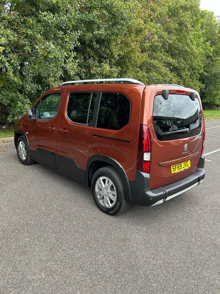 Peugeot RIFTER HORIZON RE TD AUTO 1.5 HDi Wheelchair Access
