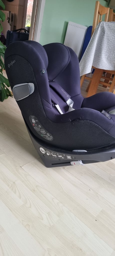 Cybex car seats and isofix base