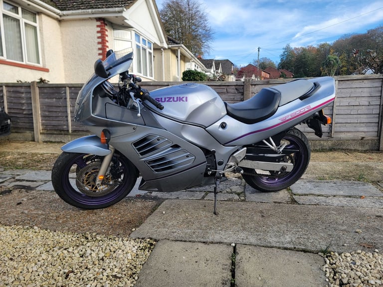 Suzuki RF600r, nice condition, fresh MOT