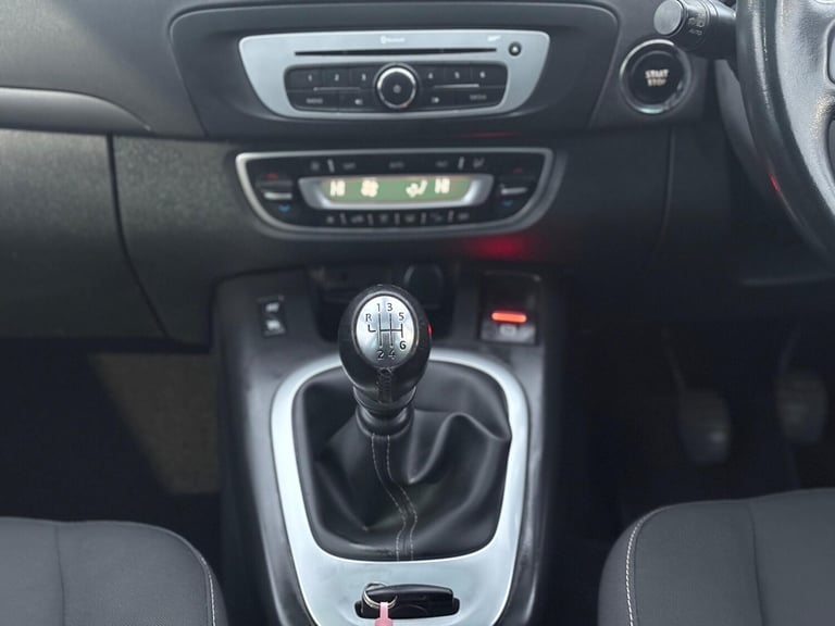 2016 Renault Grand Scenic 1.6 dCi Limited Nav Euro 6 (s/s) 5dr MPV Diesel Manual