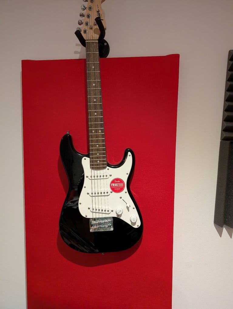 image for Squier 3/4 kids electric guitar 