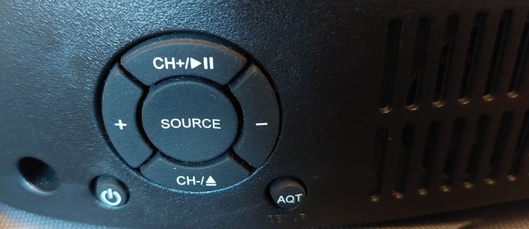 AVTEX 24 INCH DIGITAL LED TV/DVD MODEL L249DRS PRO AND AVTEX  CASE SUITABLE FOR CARAVAN/MOTORHOME 