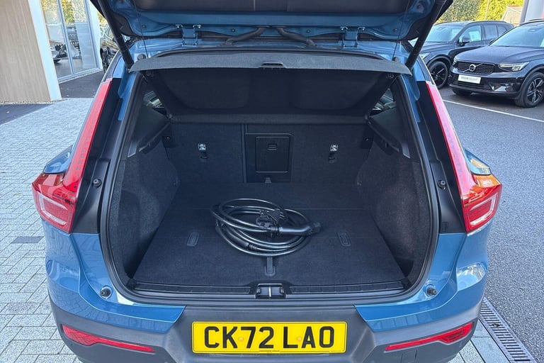 2022 Volvo XC40 Recharge Twin 78kWh Ultimate SUV 5dr Electric Auto AWD (408 ps) ESTATE Electric A...