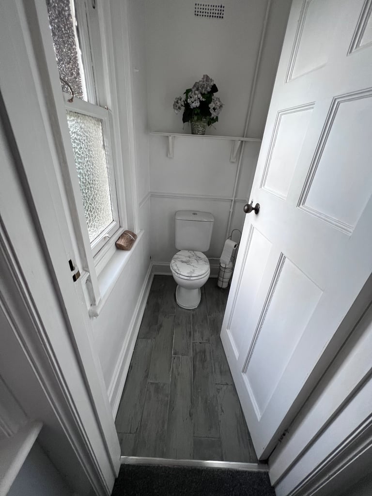 Large double room to rent in Charminster, Bournemouth