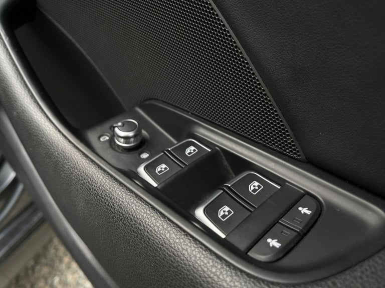 2018 Audi A3 1.5 TFSI CoD Black Edition Saloon 4dr Petrol Manual Euro 6 (s/s) (150 ps) Saloon Pet...