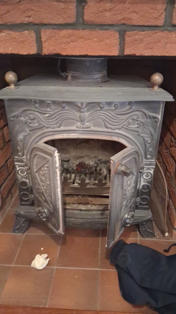 Log burner 