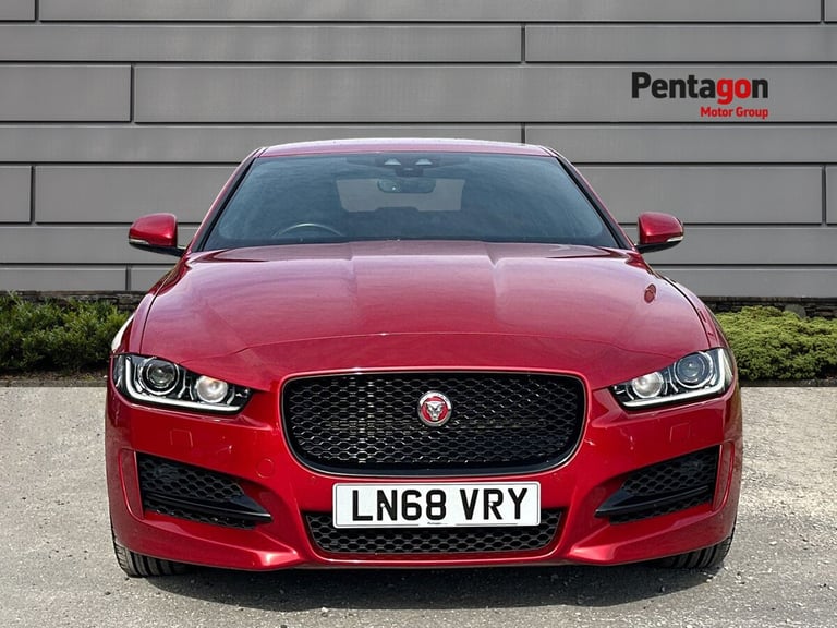 Jaguar Xe 2.0i Gpf R Sport Saloon 4dr Petrol Auto Euro 6 s/s 250 Ps Petrol