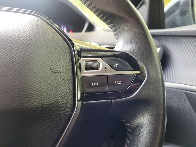 2023 Peugeot 5008 1.5 BlueHDi Allure EAT Euro 6 (s/s) 5dr HATCHBACK Diesel Automatic