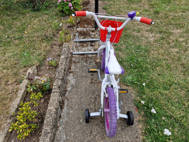 KIDS GIRLS CHILDREN AVIGO 14 INCH WHEELS BIKE BICYCLE