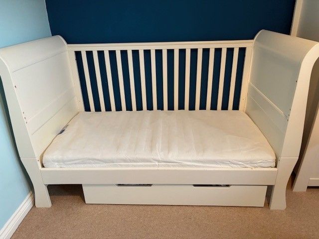 image for Mamas and Papas Nursery Furniture Set