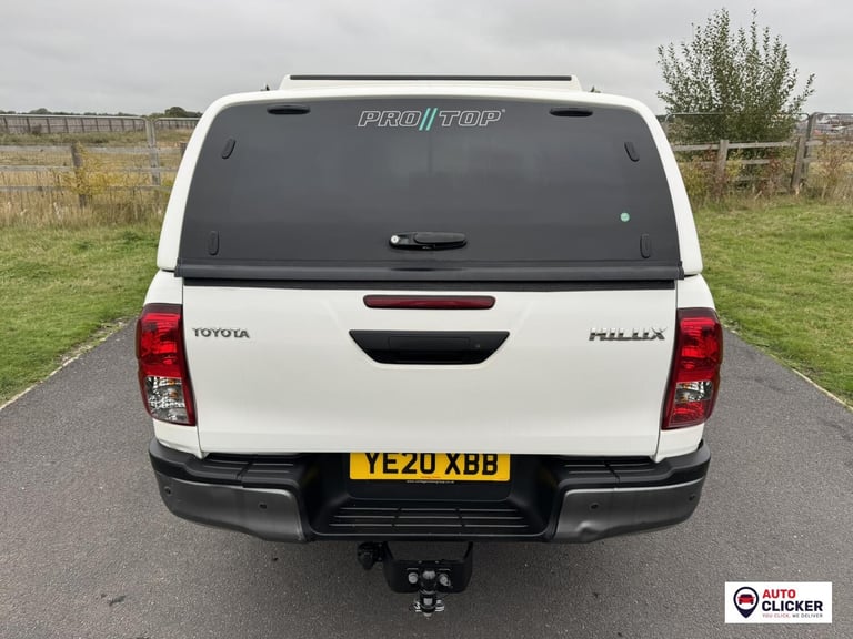 2020 Toyota Hilux 2.4 D-4D Active Pickup Extended Cab 4dr Diesel Manual 4WD Euro 6 (3.5t) (15 Pic...