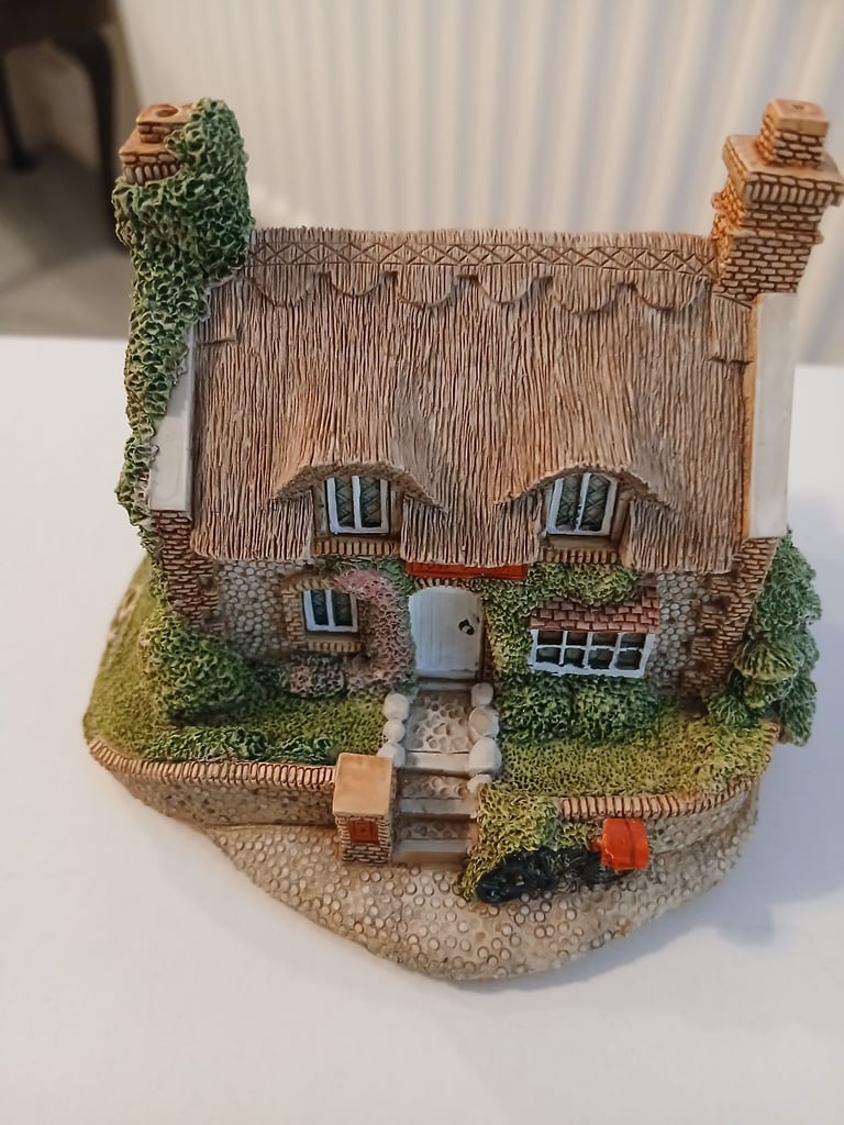 image for Lilliput lane Cottage 