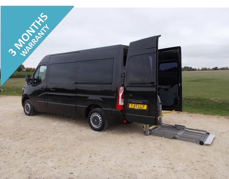 2017 RENAULT MASTER MM33 6 DOOR WHEELCHAIR ACCESSIBLE DISABLED MOBILITY MINIBUS