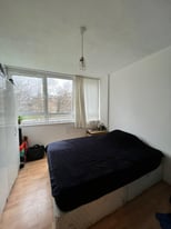 3 Rooms to let, close to Old street station.