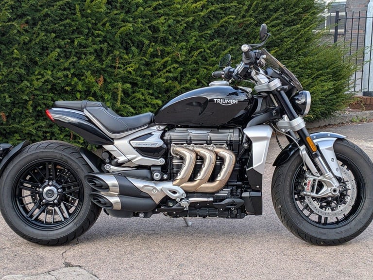 image for TRIUMPH ROCKET 3 R - 2022 72 - LOW MILES - 1 OWNER