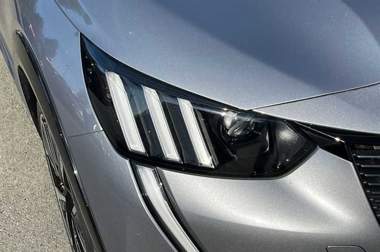 2020 Peugeot 208 1.2 PureTech 130 GT Line 5dr EAT8 HATCHBACK PETROL Automatic