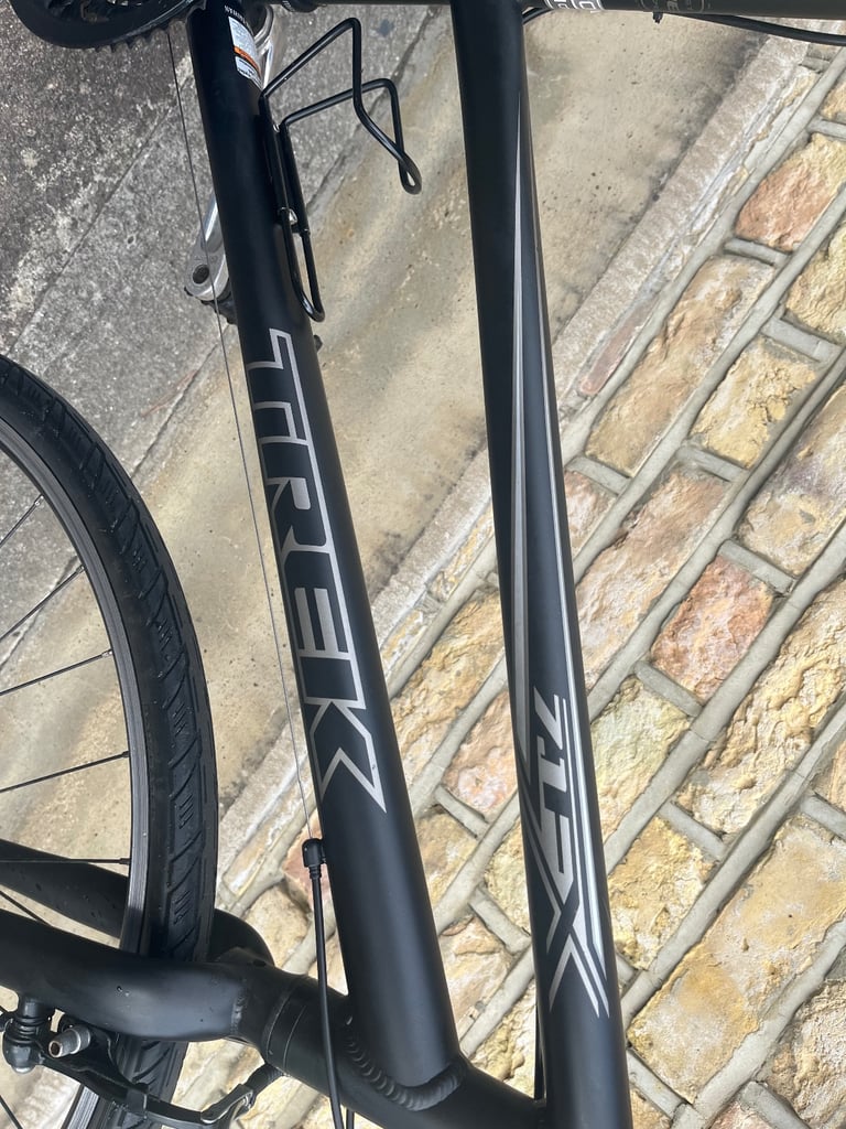 TREK 7.1 FX Step-Through Hybrid Lightweight Ladies bike in Black Charcoal colour