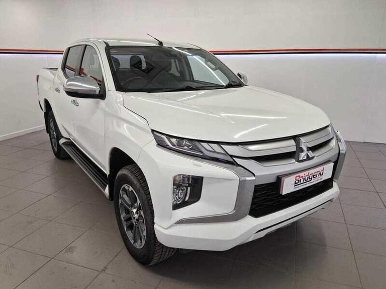 2021 Mitsubishi L200 2.2 DI-D DC Barbarian Pickup Double Cab 4dr Diesel Manual 4WD Euro 6 (s/s) P...