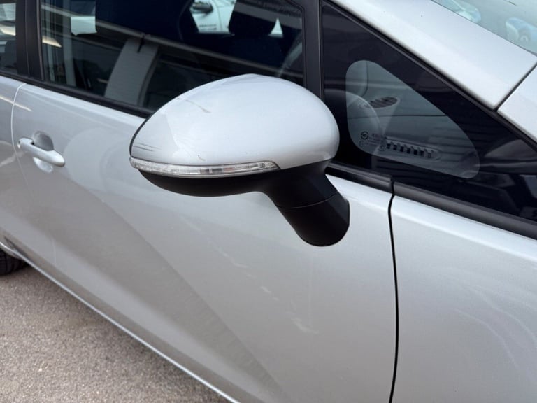 Kia Venga 1.4 3 5dr -  FSH - AIR CON - ALLOYS - Petrol