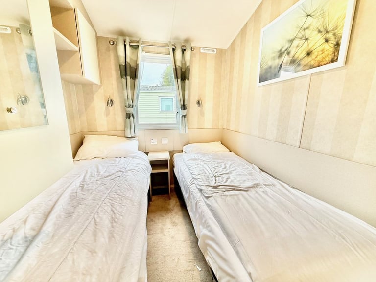 Huge 3 bed static caravan 8 berth clacton essex suffolk Orchards Beach london