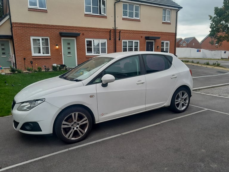 Seat, IBIZA, Hatchback, 2011, Manual, 1390 (cc), 5 doors